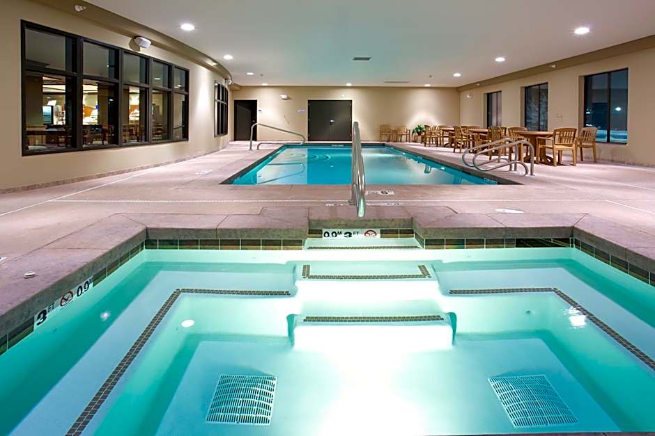 Holiday Inn Express Hotel & Suites Lander By IHG