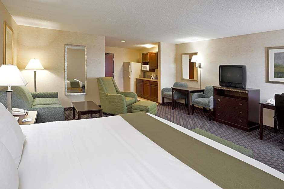 Holiday Inn Express Hotel & Suites Sunbury-Columbus Area By IHG