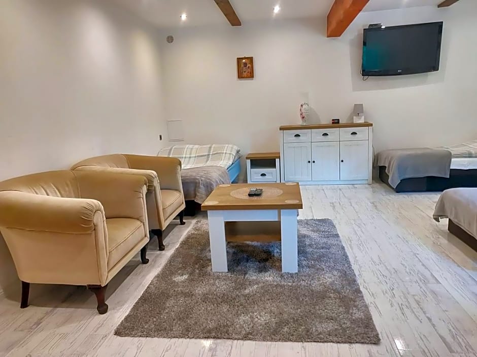 NOCLEGI-SPŁYWY BUGIEM