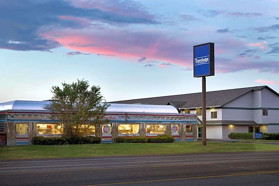 Photo 1 of 24 of Travelodge by Wyndham Alpine