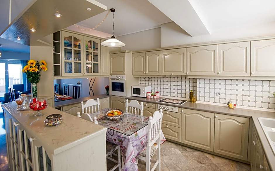 Birais Beach Studios