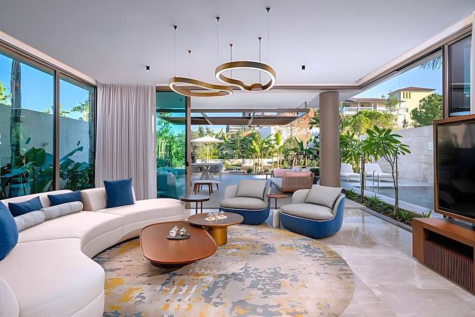 Lara Barut Collection - Ultra All Inclusive