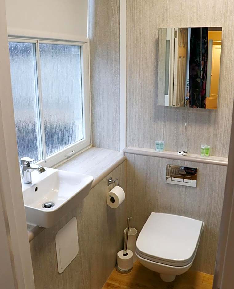 The Queen's Head Hotel