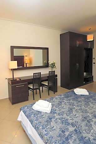 Superior Double or Twin Room with Mountain View