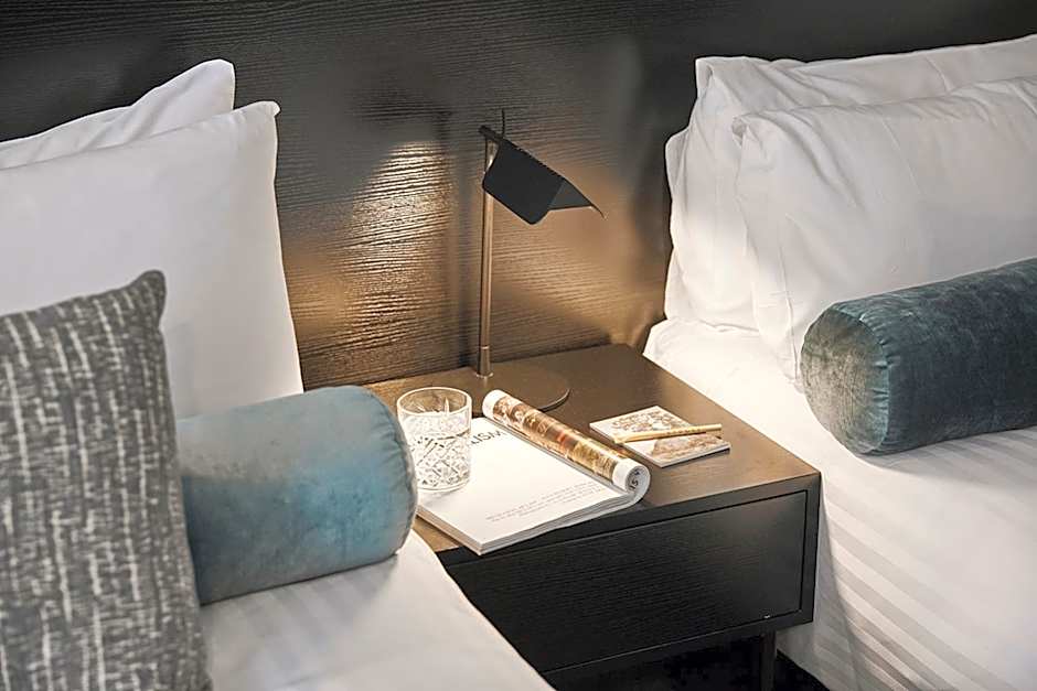Rydges Perth Kings Square