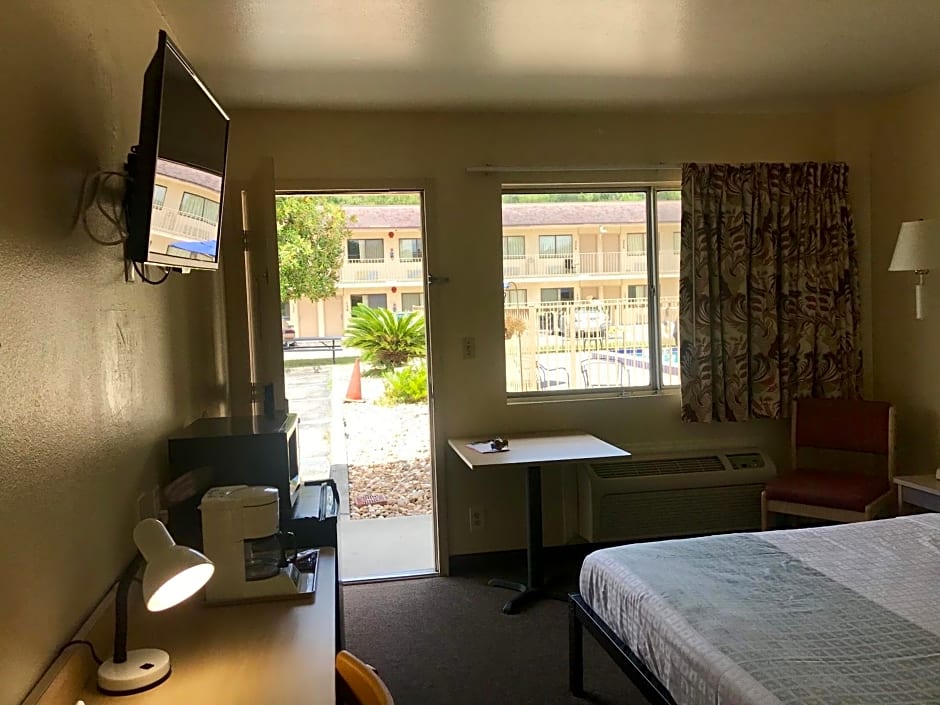 Americas Best Value Inn - Lake City
