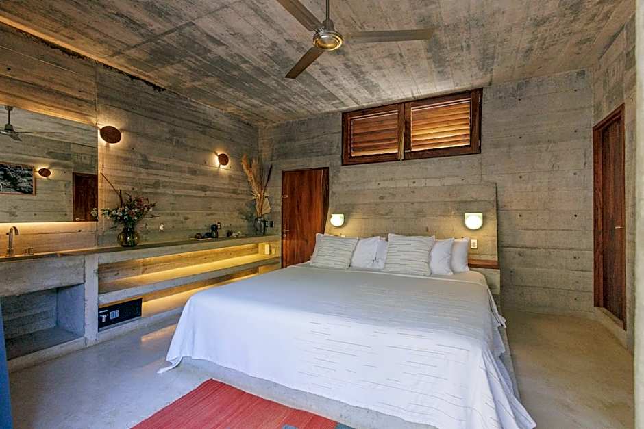 Casa TO - Adults Only