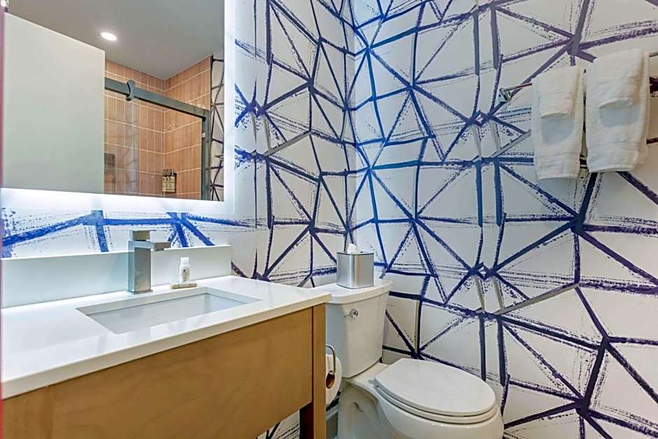 Mayfair Hotel, Ascend Hotel Collection