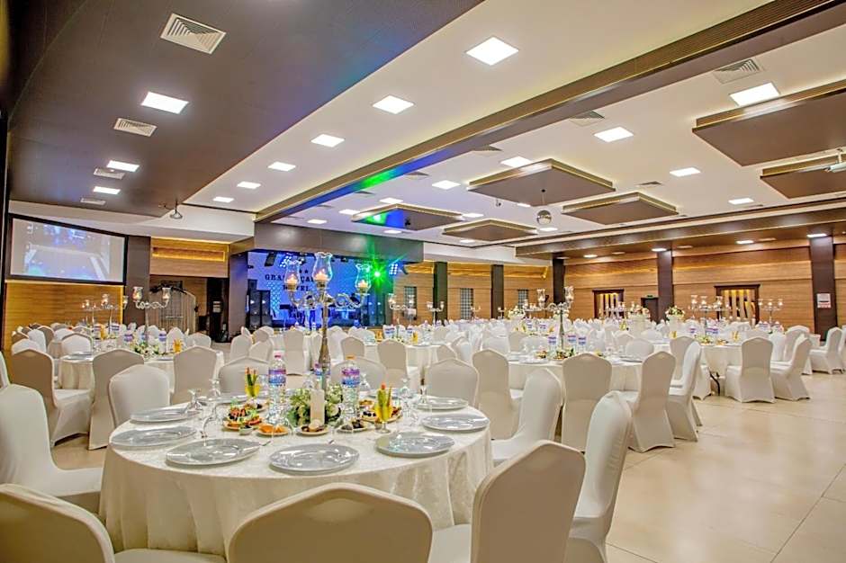 Grand Cali Hotel