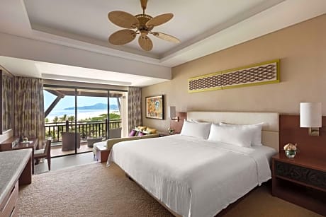 Garden Wing Deluxe Double Room with Sea View