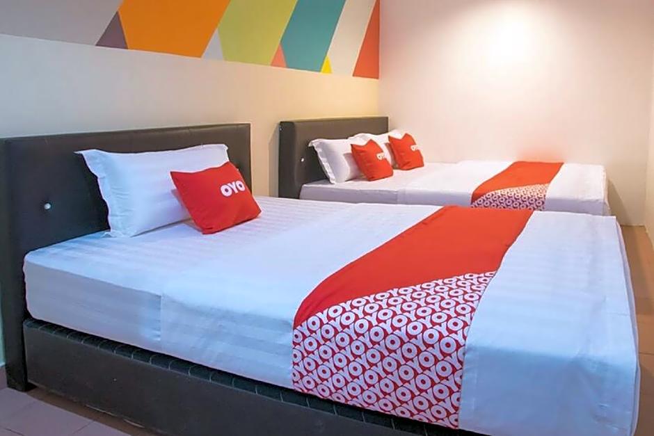 Hotel O Taj (seksyen 13)