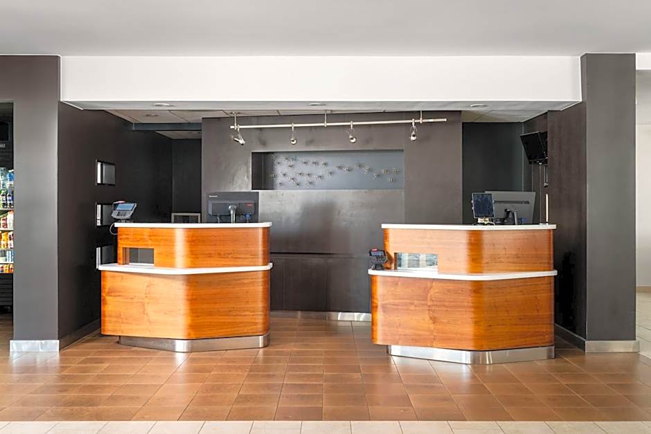 Courtyard by Marriott Melbourne West