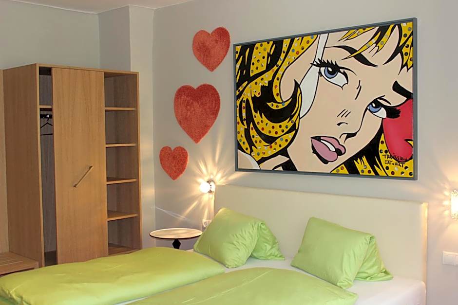 Malerwinkl Restaurant + Kunsthotel