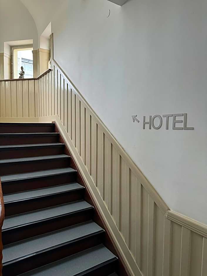 Ariston Hotel