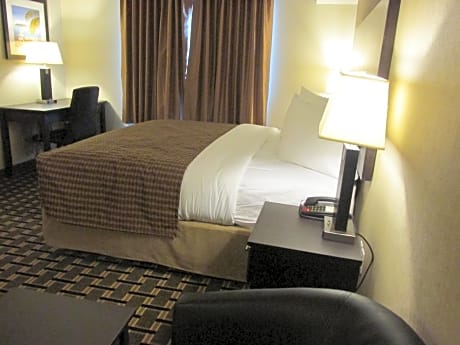 King Room with Spa Bath