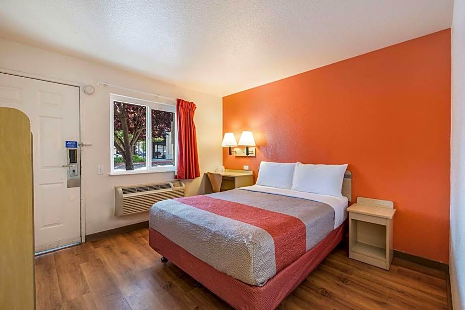 Motel 6-Rohnert Park, CA