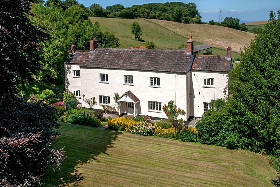 Photo 1 of 50 of Pardlestone Farm B&B