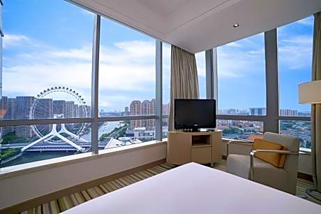 One-Bedroom Suite with View