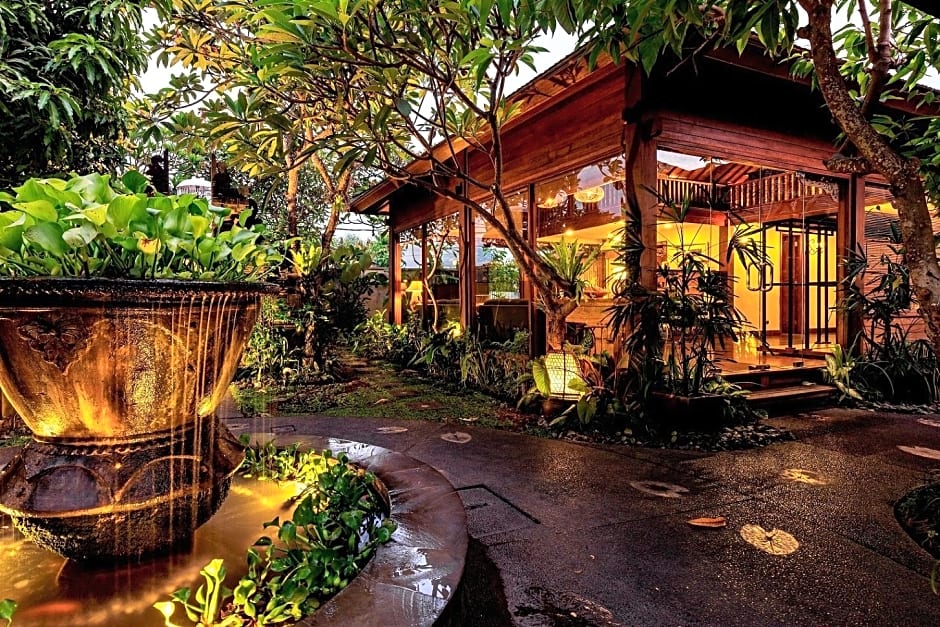 DISINI Luxury Spa Villa