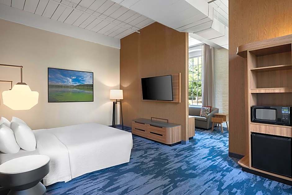 Fairfield Inn & Suites by Marriott Madison Historic Eagle Cotton Mill
