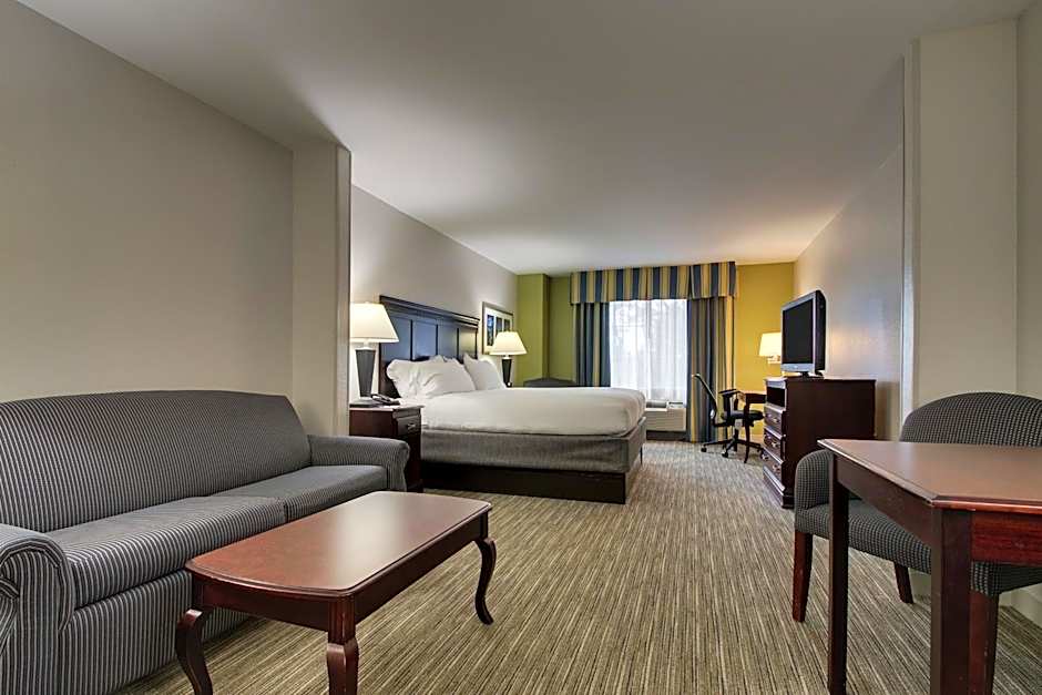 Holiday Inn Express Hotel & Suites Middleboro Raynham By IHG