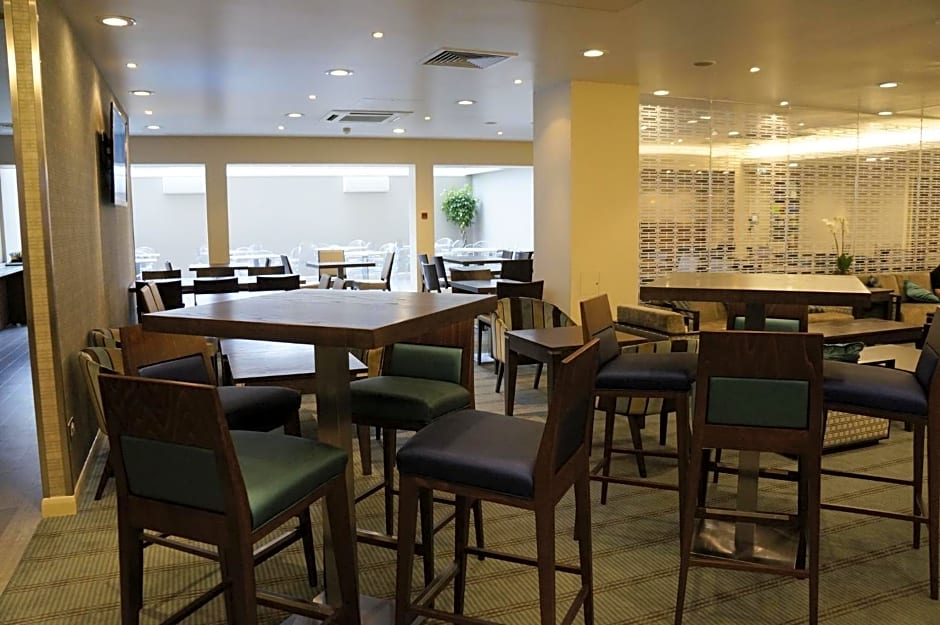 Holiday Inn Express Earls Court By IHG