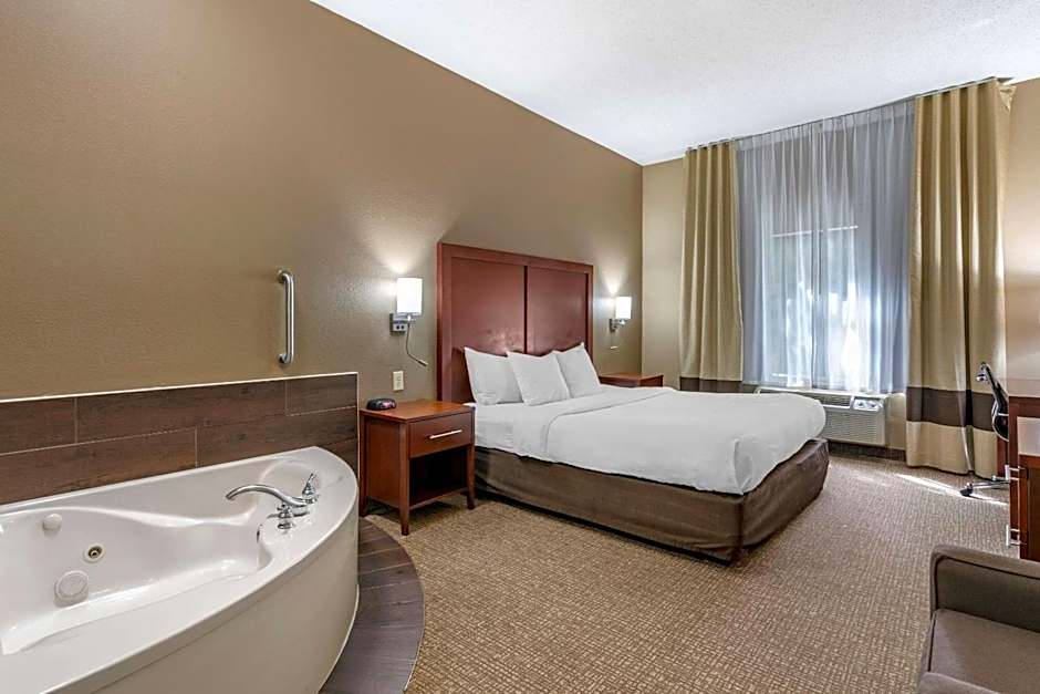 Comfort Inn & Suites St Louis-O'Fallon