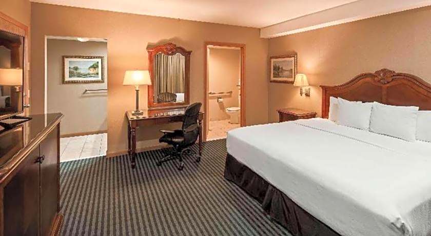 Best Western River Terrace