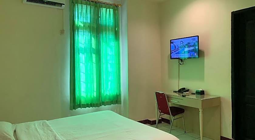 Hotel O Edotel Smkn 5 Palopo Near Bukit punai