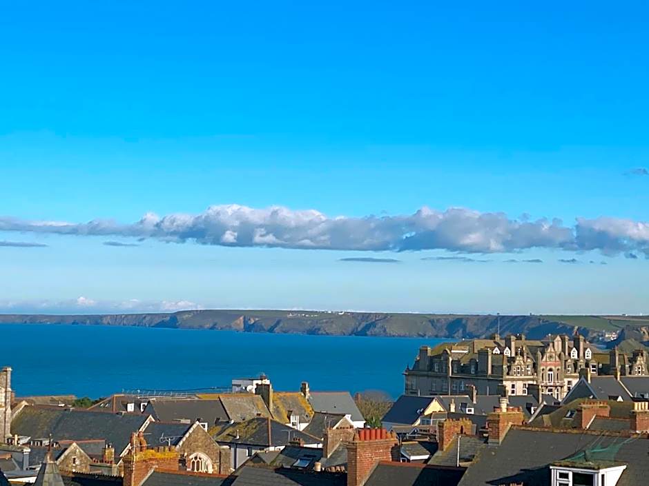 The White House Hotel