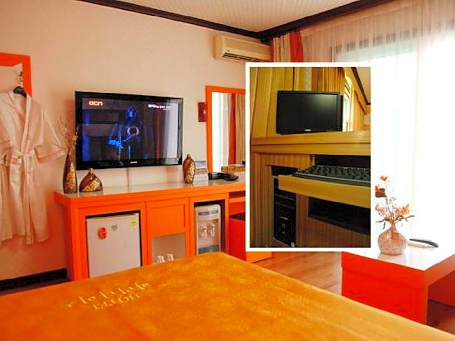 Paradaise Motel