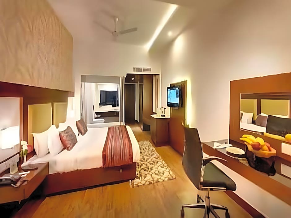 The Ocean Pearl Hotel