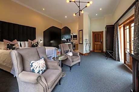 Superior King Room
