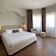 Hotel Carlton
