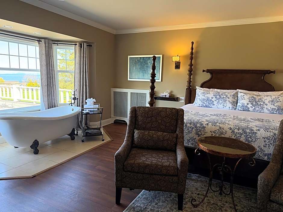 Crown Mansion Boutique Hotel & Villas