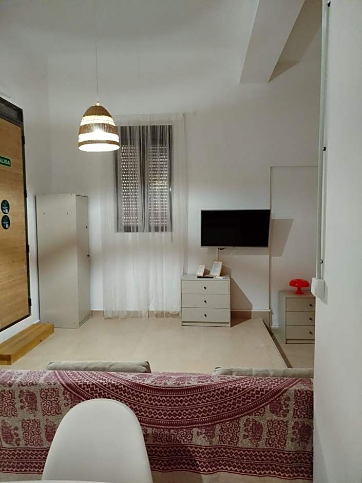 Soho Boho Apartments - with sunny rooftop terrace and fiber optic internet