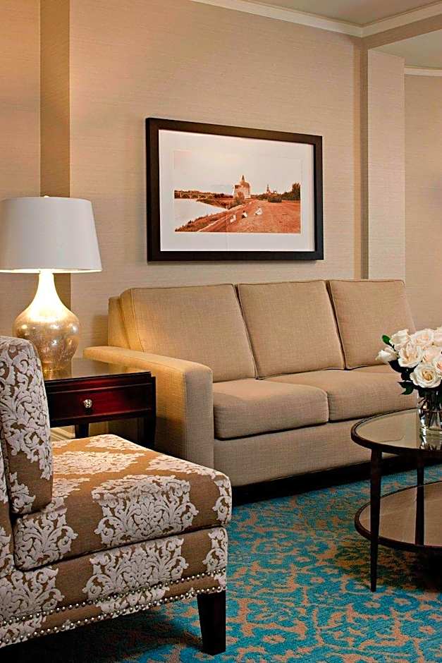 Delta Hotels Bessborough
