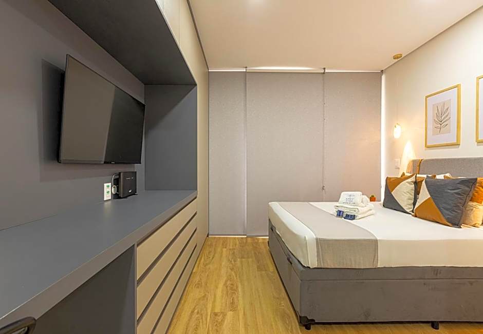 Easy Star - Lindo Studio na m elhor localização do Brooklin!- ZR01H