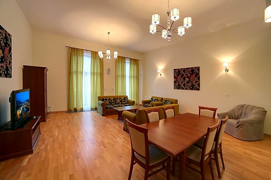 Slunecni Lazne Apartments