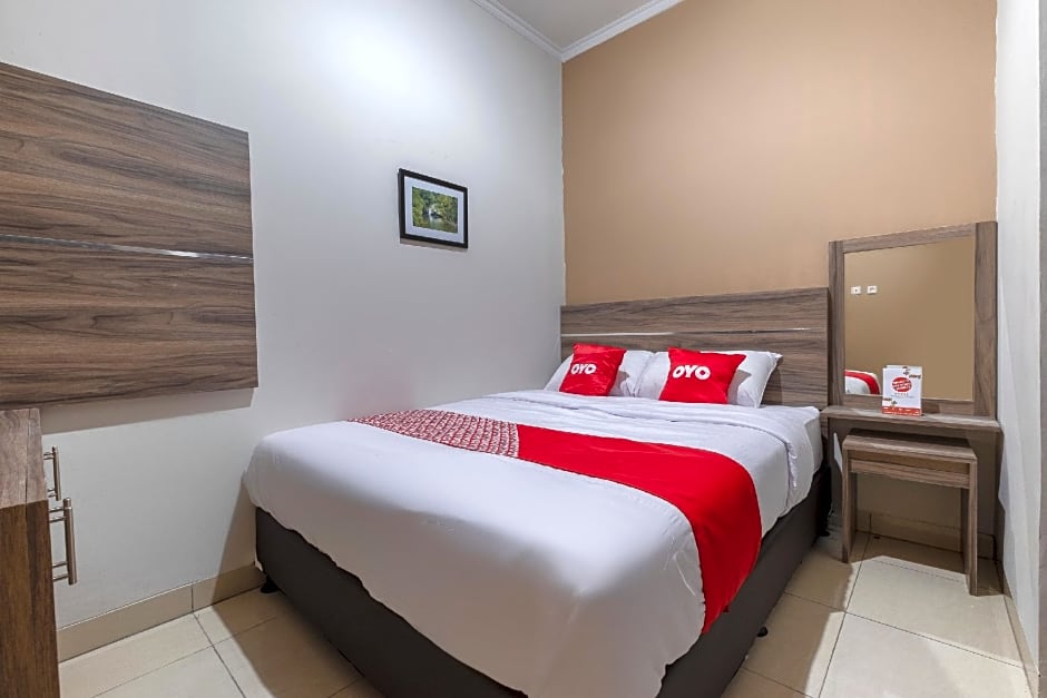 OYO Life 3248 Vision Residence Karawang