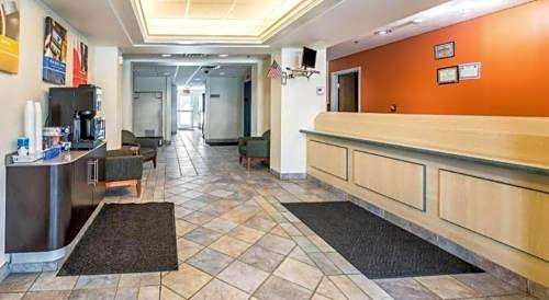 Econo Lodge Hot Springs South