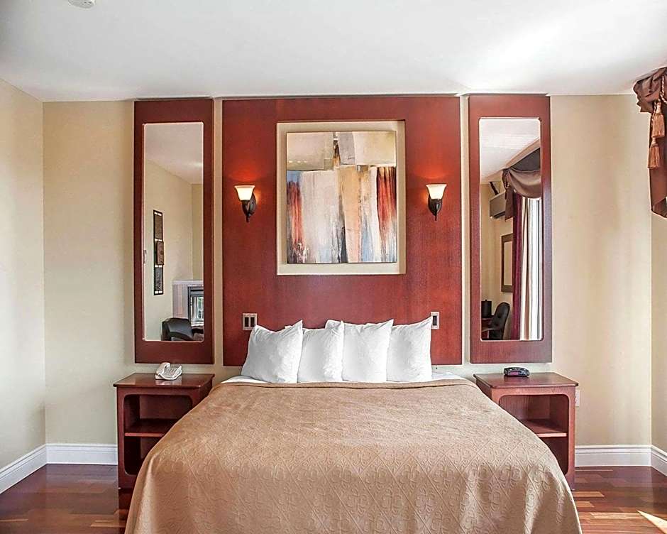 Quality Hotel Fallsview Cascade