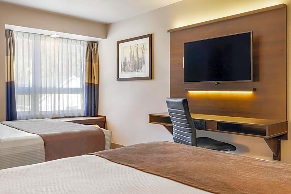 Microtel Inn & Suites by Wyndham Mont Tremblant