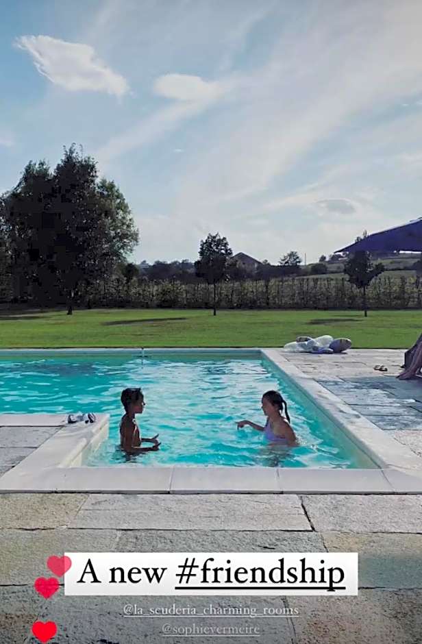 La Scuderia Charming Rooms b&b