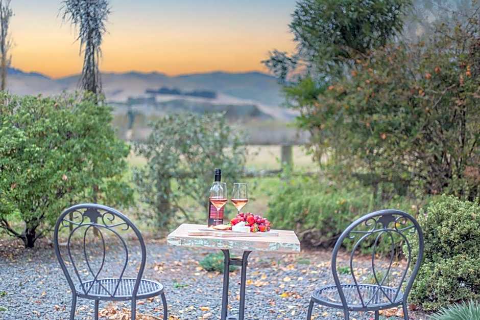 City Break Cottage for couples 27 mins CHC Airport