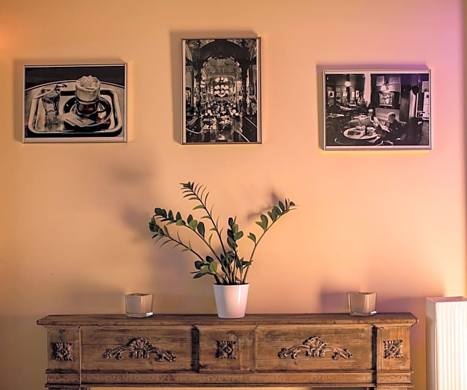 Tuniberg Restaurant Hotel