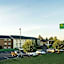 La Quinta Inn & Suites by Wyndham Woodburn