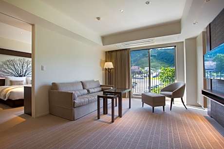 Grand Deluxe Onsen Suite with Mount Yotei View