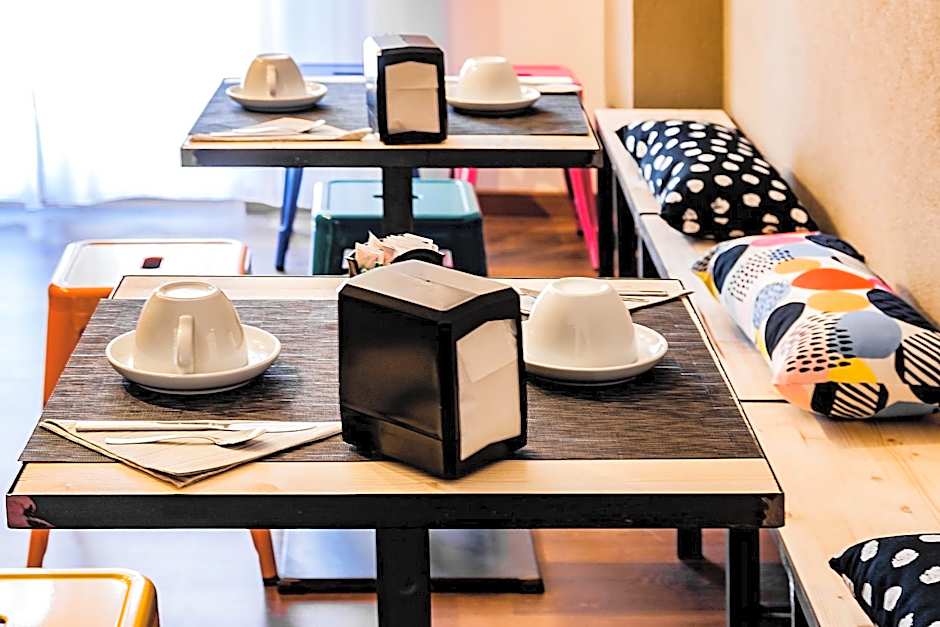 TRAVEL STATION Bedandbreakfast