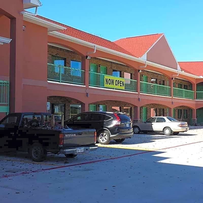 Classic Inn and Suites Humble
